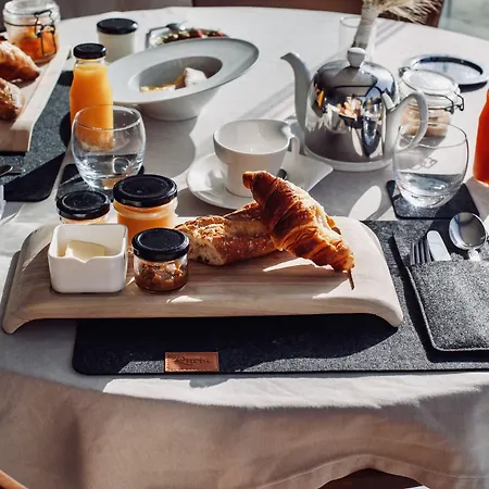 Kalliste - Eco Label Hotell Porto Pollo